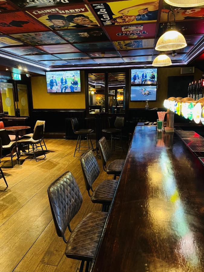 Готель Bugler Doyles Bar & Townhouse Вексфорд Екстер'єр фото