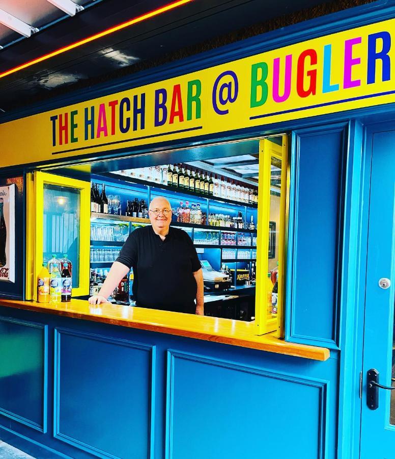 Готель Bugler Doyles Bar & Townhouse Вексфорд Екстер'єр фото