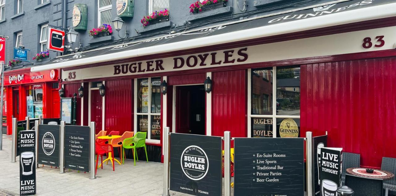 Готель Bugler Doyles Bar & Townhouse Вексфорд Екстер'єр фото